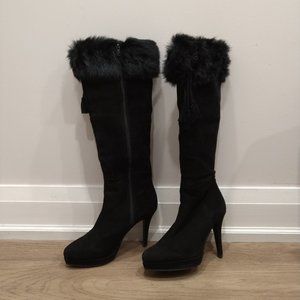 Suede and fur boots with tassel